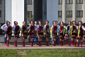 В обласному центрі відзначили День Конституції України - Фото 1