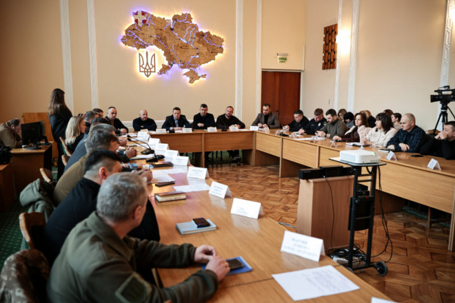 На нараді начальника ОВА Івана Рудницького обговорили фінансову підтримку медзакладів області у 2026 році