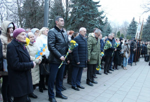 Голова облдержадміністрації Олександр Савченко долучився до заходів з нагоди Дня Революції Гідності - Фото 1