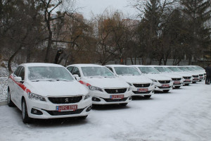 Автомобілі, придбані для сімейних лікарів Волині, відправилися в медичні заклади по всій області - Фото 1