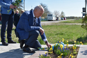 На Волині вшанували пам'ять загиблих українців, жителів колишнього села Красний Сад - Фото 1