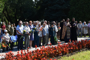 На Волині у 75-ту річницю визволення області від нацистських окупантів вшанували загиблих у Другій світовій війні - Фото 1