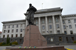 В обласному центрі вшанували пам’ять Кобзаря - Фото 1