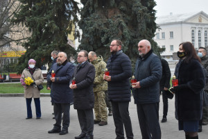 У Луцьку відбулися пам’ятні заходи до Дня Гідності та Свободи - Фото 1