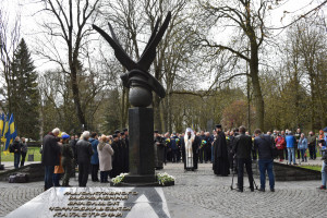 На Волині вшанували пам’ять ліквідаторів катастрофи на Чорнобильській АЕС - Фото 1