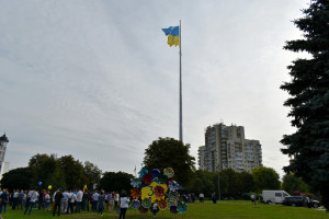 На Волині підняли найвищий Державний Прапор України в області - Фото 1