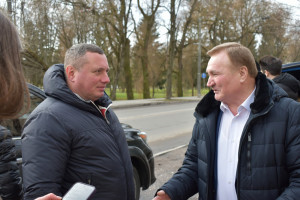 Переселенці, що проживають у гуртожитку Луцького педколеджу отримали допомогу - Фото 1
