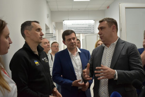 Міністр охорони здоров’я України оглянув введений в експлуатацію ангіограф в обласній лікарні - Фото 1