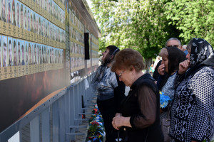 В Луцьку схилили голови перед пам’яттю усіх, хто загинув за Україну - Фото 1