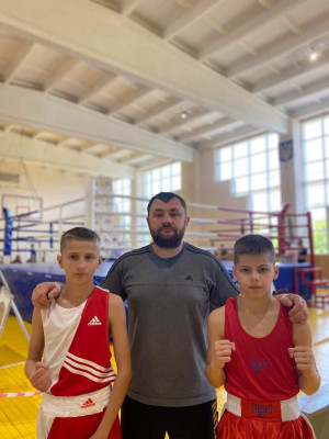 Волинські боксери здобули золото у Червонограді - Фото 1