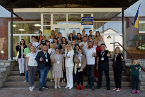 Грантові можливості від держави та здобуття нових професій: у Поромівській громаді відбулася конференція для внутрішніх переселенців - Фото 1