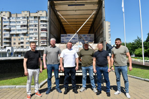 Продуктовий вантаж відправили на допомогу херсонцям - Фото 1
