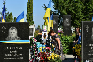 У Луцьку вшанували пам’ять захисників України - Фото 1